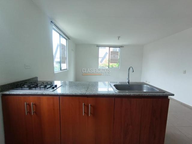 Apartaestudios, Alquiler en Prados del Norte