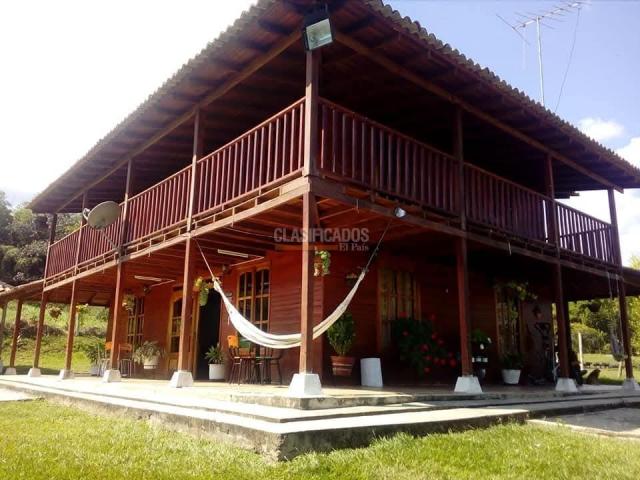 Fincas y Casas Campestres, Venta en Calima (Darién)