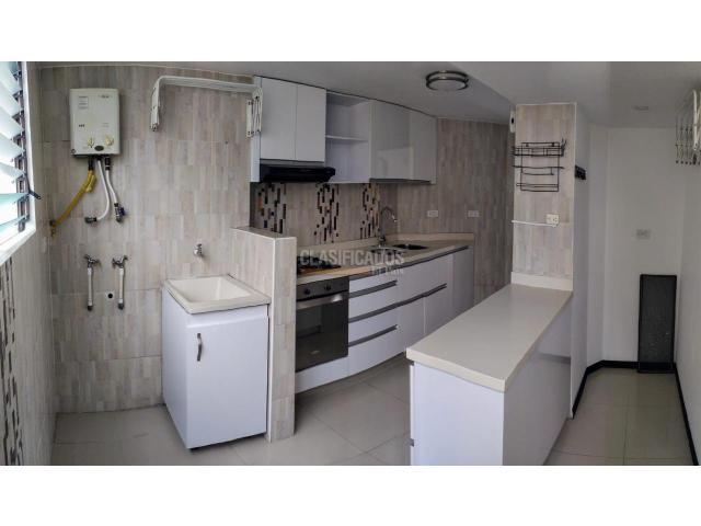 Apartamentos, Venta en Santa Anita