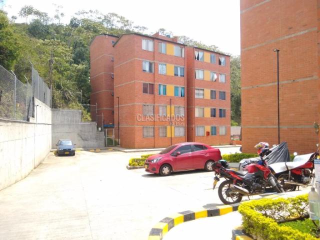 Apartamentos, Alquiler en Meléndez