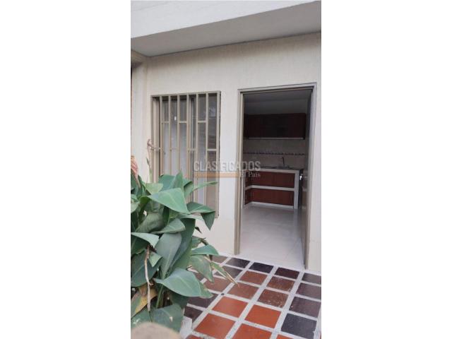 Apartaestudios, Alquiler en Salomia