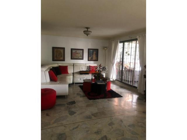 Apartamentos, Venta en Granada