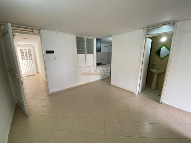 Apartaestudios, Alquiler en Cristales