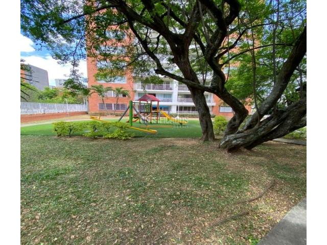 Apartamentos, Venta en Valle del Lili