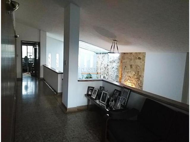 Casas, Venta en Cristales