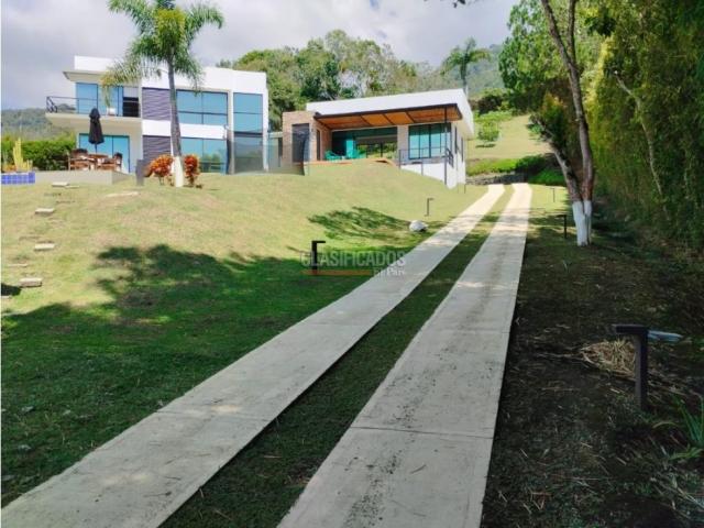 Fincas y Casas Campestres, Venta en Calima (Darién)