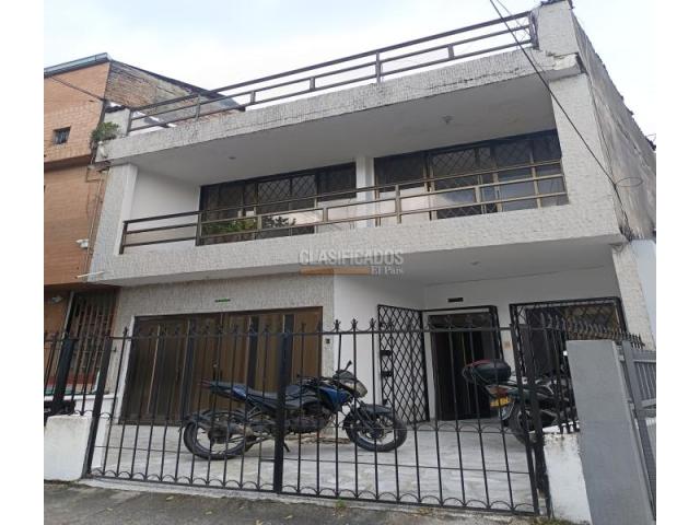 Casas, Venta en Alameda