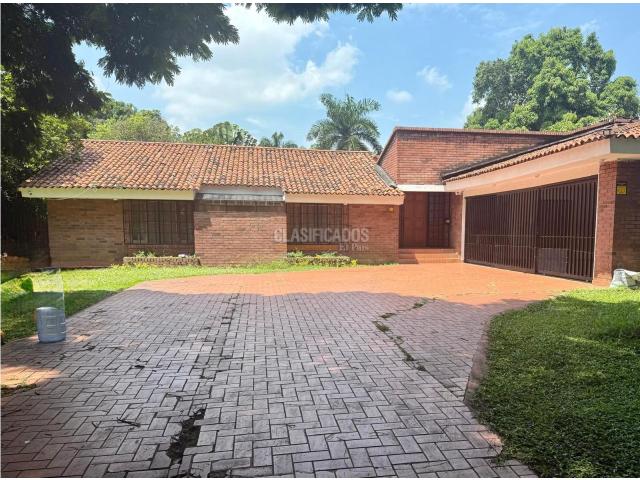 Casas, Venta en Ciudad Jardín