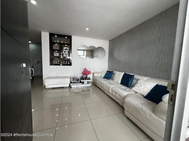 Casas, Venta en Los Patios