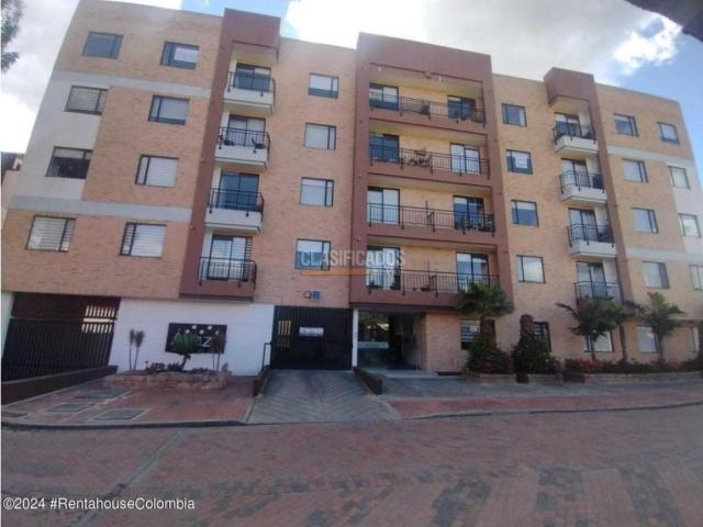 Apartamentos, Alquiler en Chía