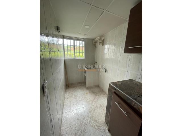 Apartamentos, Alquiler en Senderos Aguacatal