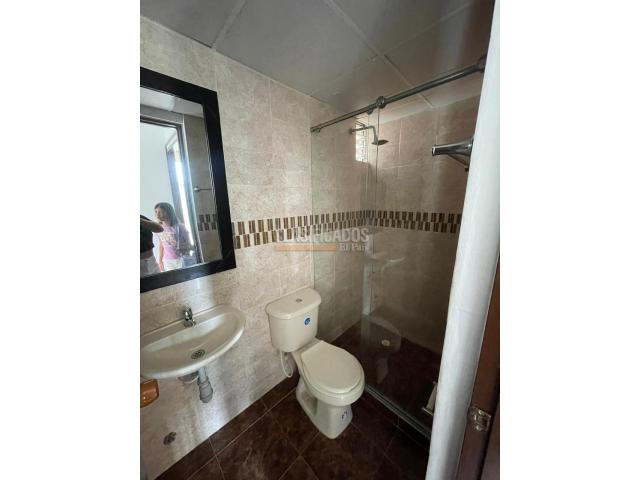 Apartamentos, Alquiler en Senderos Aguacatal