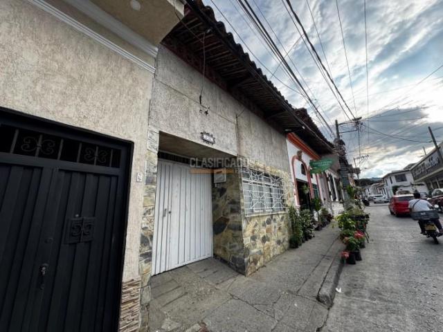 Casas, Alquiler en San Antonio