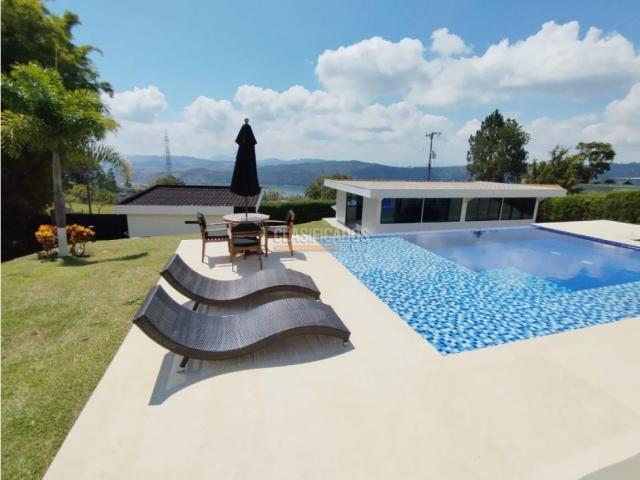 Fincas y Casas Campestres, Venta en Calima (Darién)