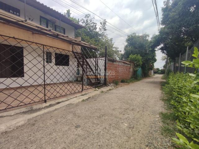 Casas, Alquiler en Cascajal