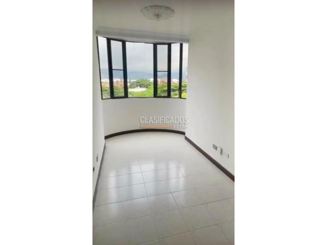 Apartamentos, Venta en Las Quintas de Don Simón