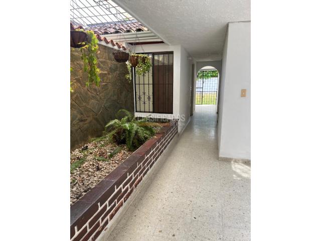 Casas, Venta en El Limonar