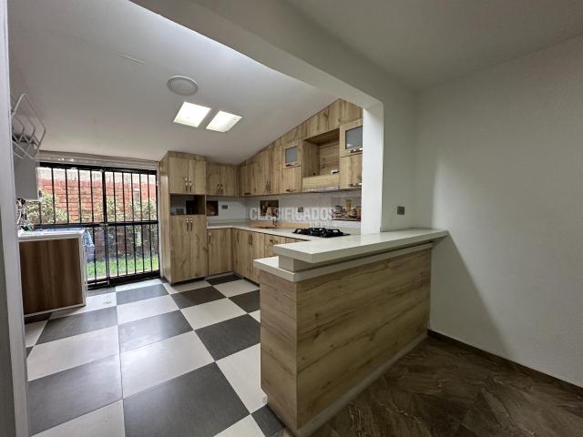 Casas, Venta en Camino Real