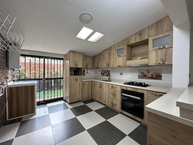 Casas, Venta en Camino Real