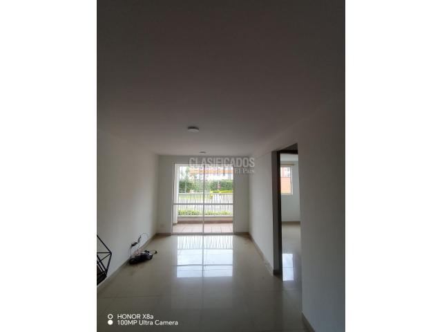 Apartamentos, Alquiler en Valle del Lili