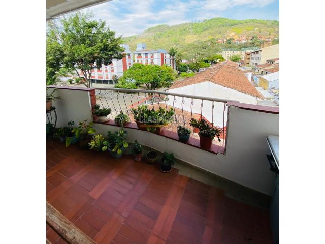 Apartamentos, Venta en Pampalinda