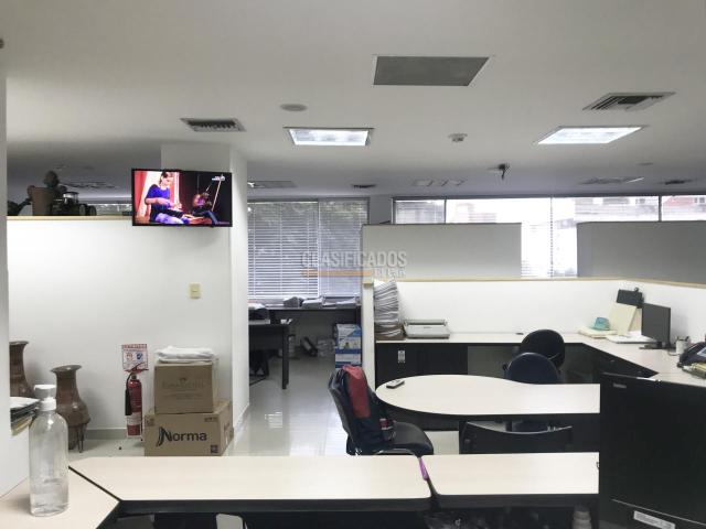 Oficinas y Consultorios, Alquiler en Santa Mónica Central