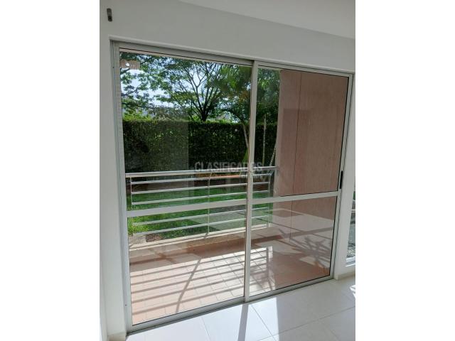 Apartamentos, Venta en Valle del Lili