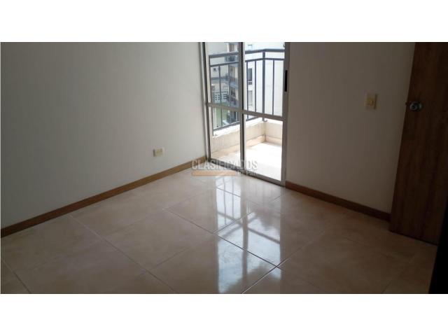 Apartamentos, Alquiler en La Flora