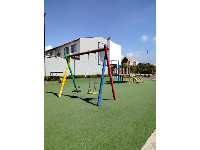 Casas, Alquiler en Ciudad Country