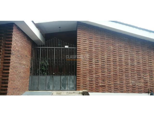 Casas, Venta en Arboleda