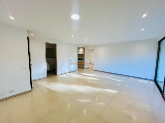 Apartamentos, Venta en La Flora