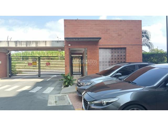 Apartamentos, Venta en Ciudad Melendez