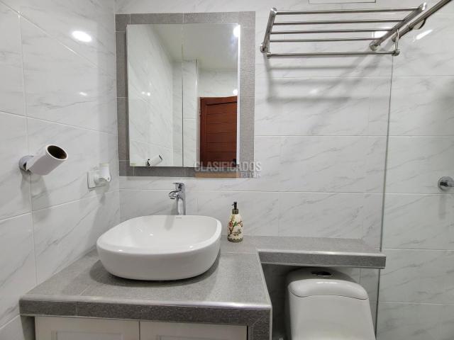 Apartamentos, Venta en El Refugio