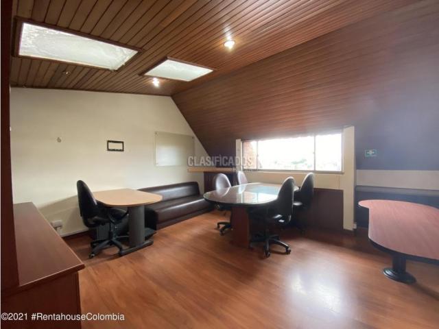 Oficinas y Consultorios, Venta en Bogotá
