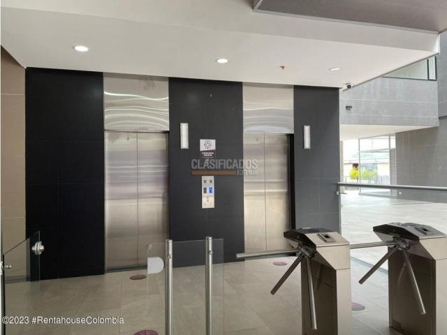 Oficinas y Consultorios, Venta en Chía