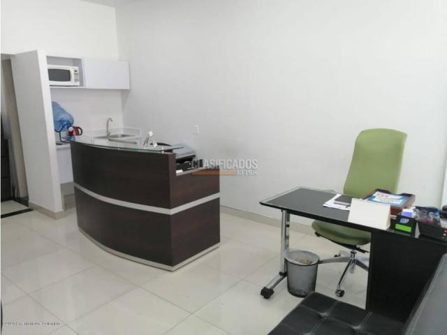 Oficinas y Consultorios, Venta en Bogotá