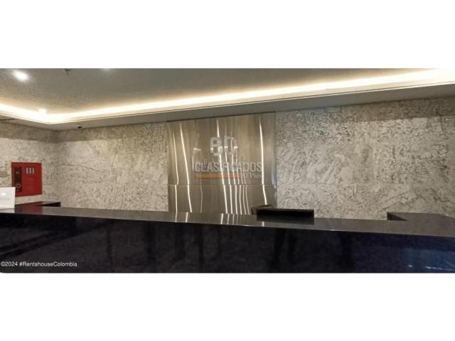 Oficinas y Consultorios, Venta en Bogotá