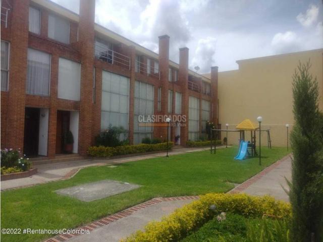 Casas, Alquiler en Chía