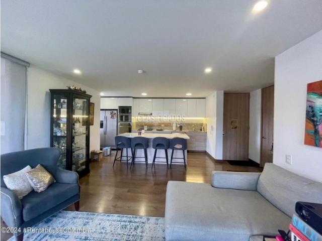 Apartamentos, Alquiler en Cajica