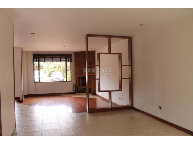 Casas, Alquiler en Chía