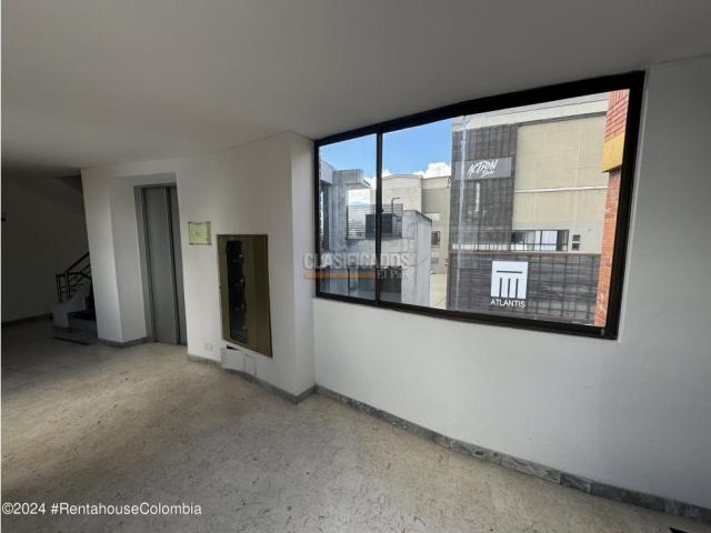 Oficinas y Consultorios, Venta en Bogotá