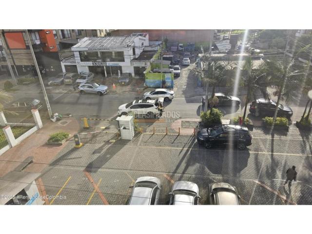 Oficinas y Consultorios, Venta en Bogotá