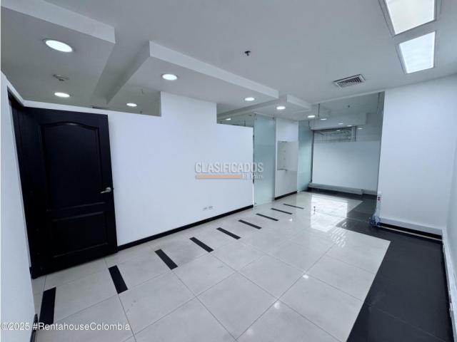 Oficinas y Consultorios, Alquiler en Bogotá