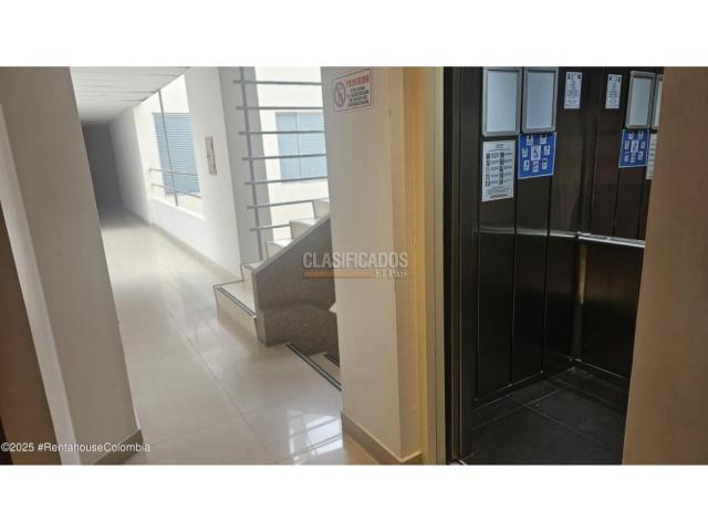 Oficinas y Consultorios, Alquiler en Bogotá