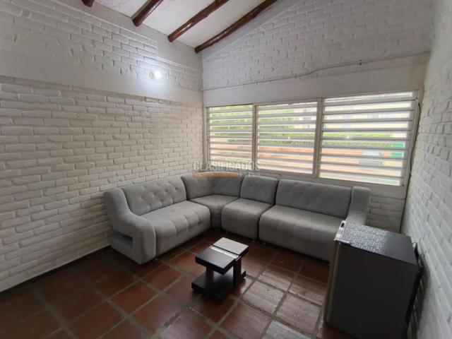 Locales y Bodegas, Alquiler en Cuarto de Legua