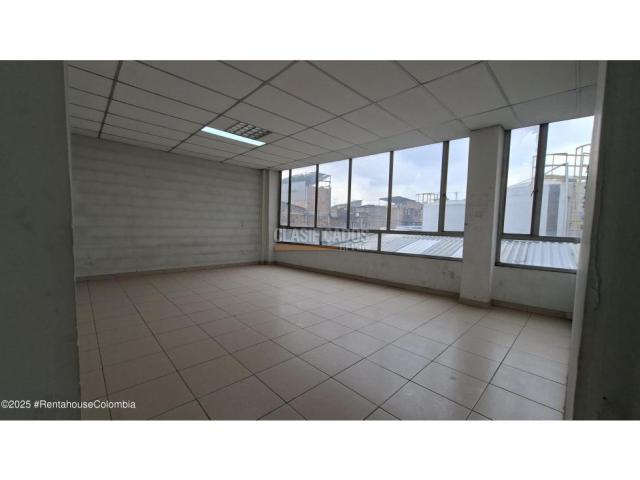 Edificios, Alquiler en Soacha