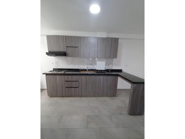 Apartamentos, Alquiler en El Troncal