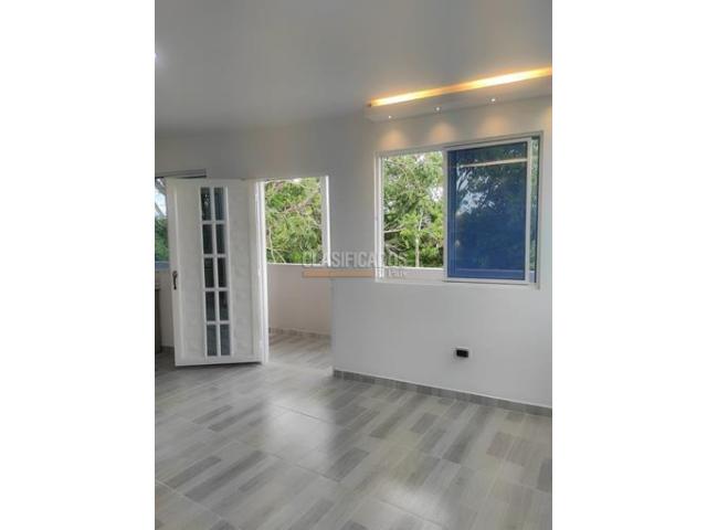 Apartamentos, Alquiler en Ciudad 2.000