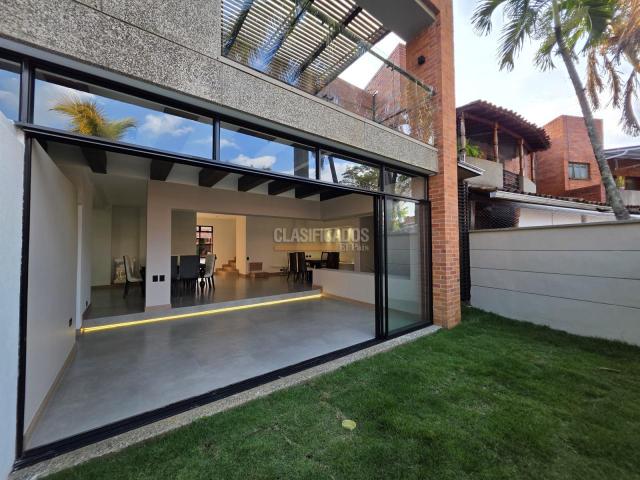 Casas, Venta en Ciudad Jardín