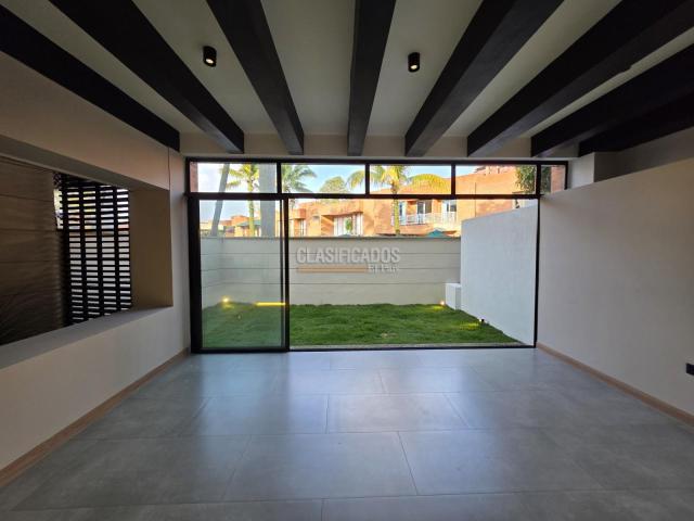 Casas, Venta en Ciudad Jardín